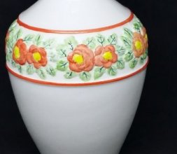 vases en porcelaine peintes main